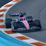 NOTIQUE Poznámkový kalendár Formula – Jiří Křenek 2027, 30 x 30 cm